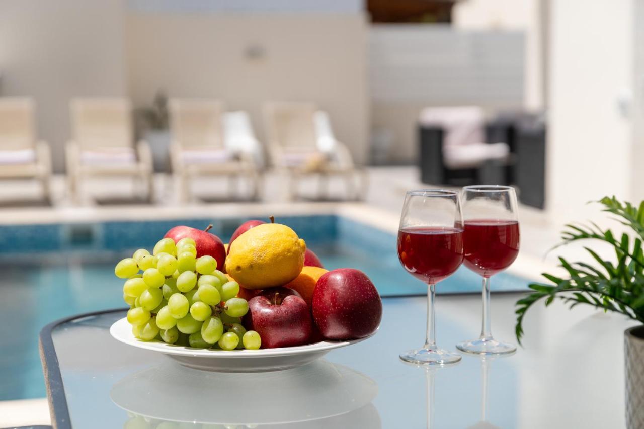 Dafni Villa Ekaterina 3 Bdrm Protaras Exterior foto