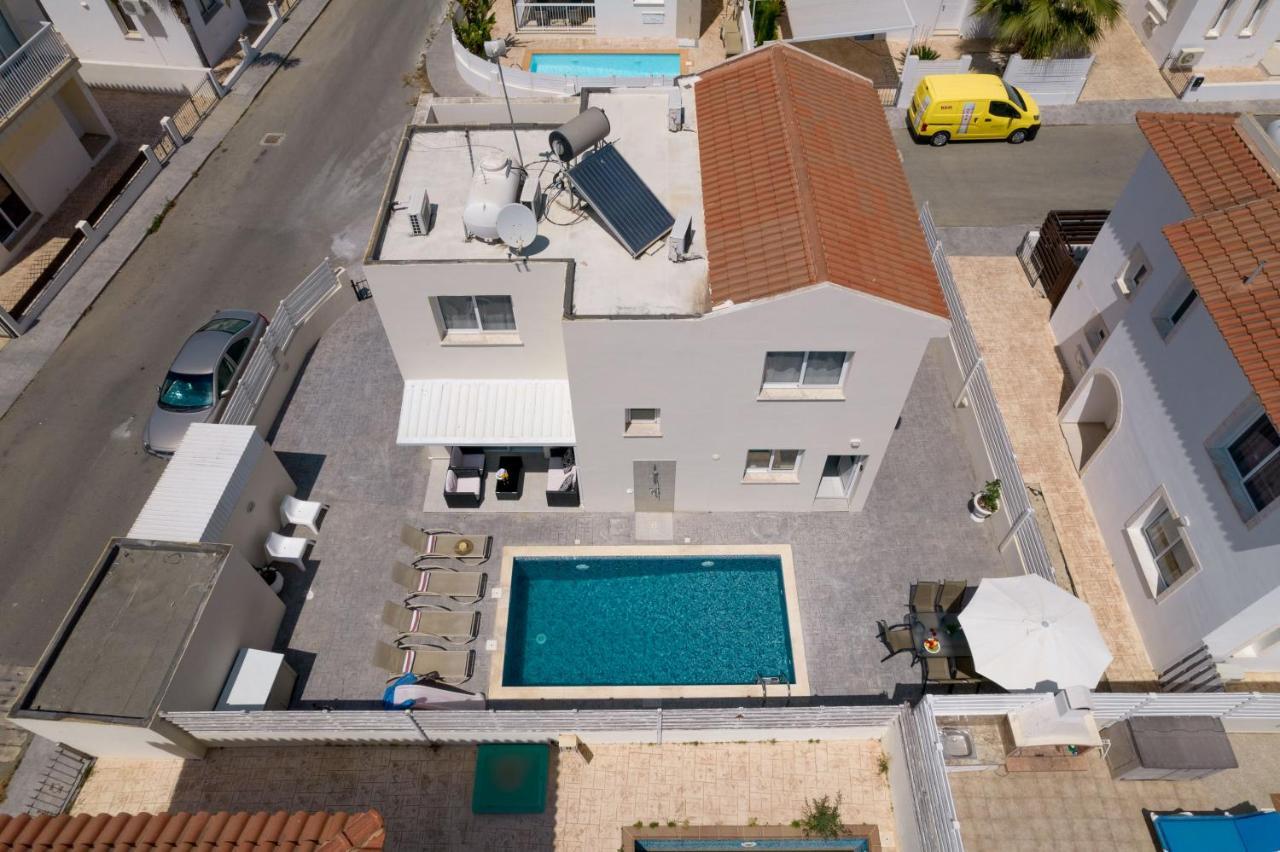 Dafni Villa Ekaterina 3 Bdrm Protaras Exterior foto