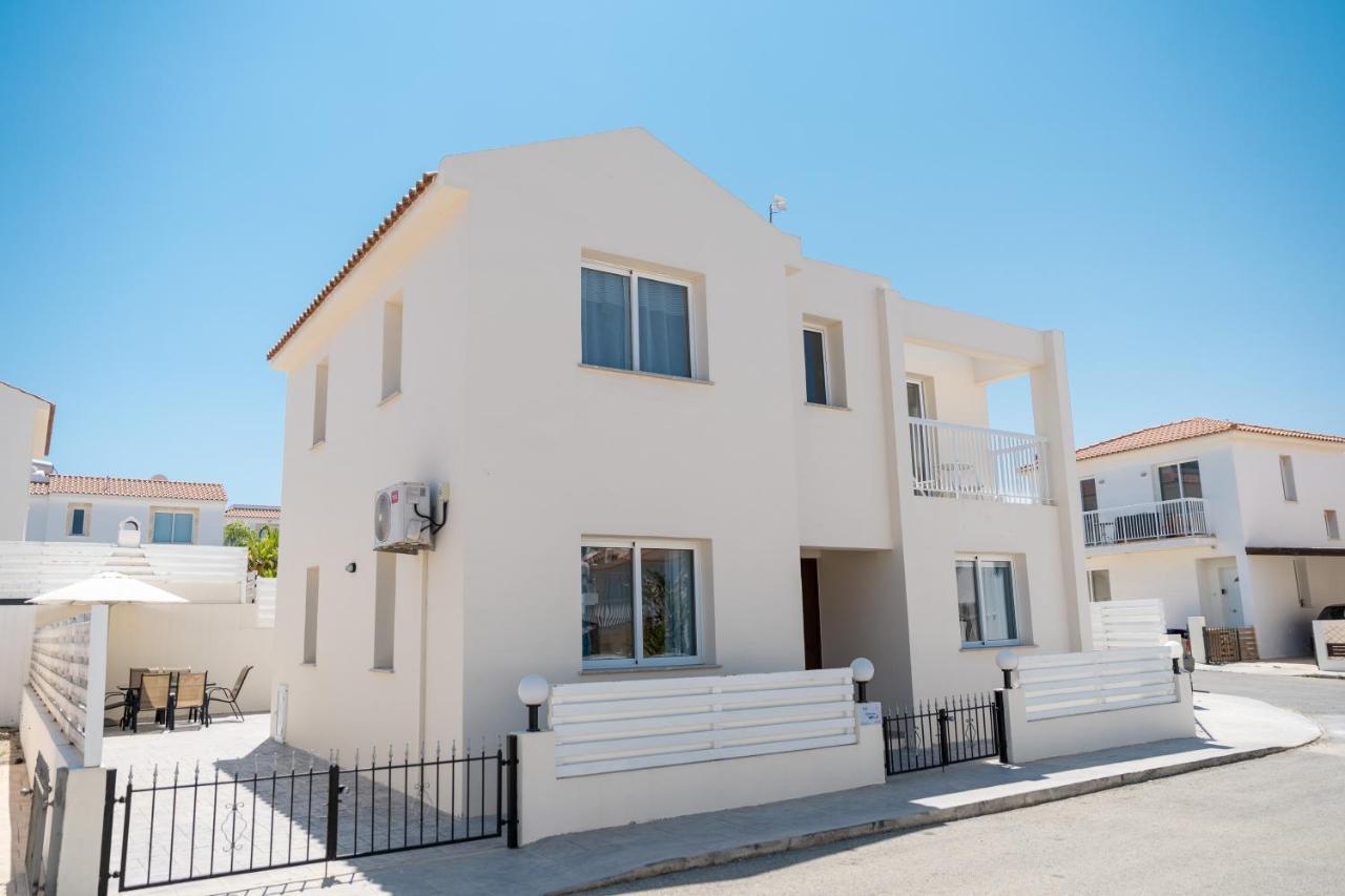 Dafni Villa Ekaterina 3 Bdrm Protaras Exterior foto